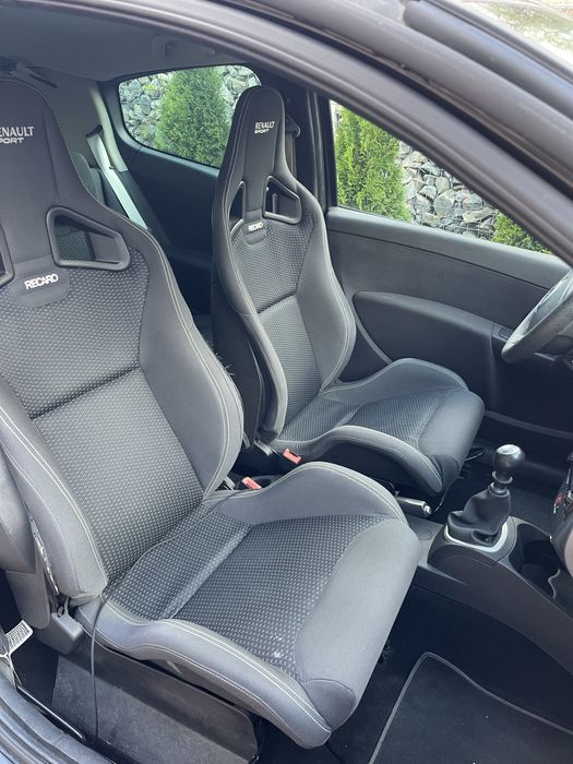 Renault clio 3 rs