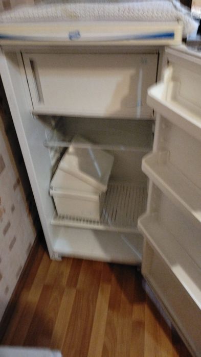 Продам холодильник