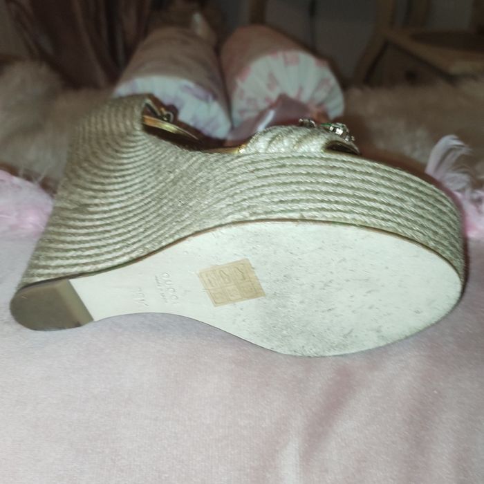 Sandale Gucci, autentice
