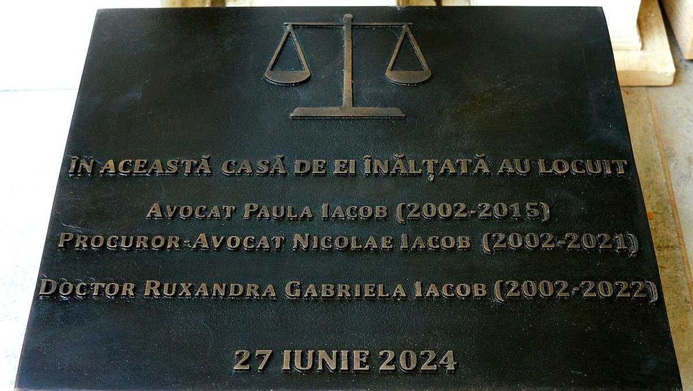 Busturi si statui comemorative la comanda - sculptura dupa poze