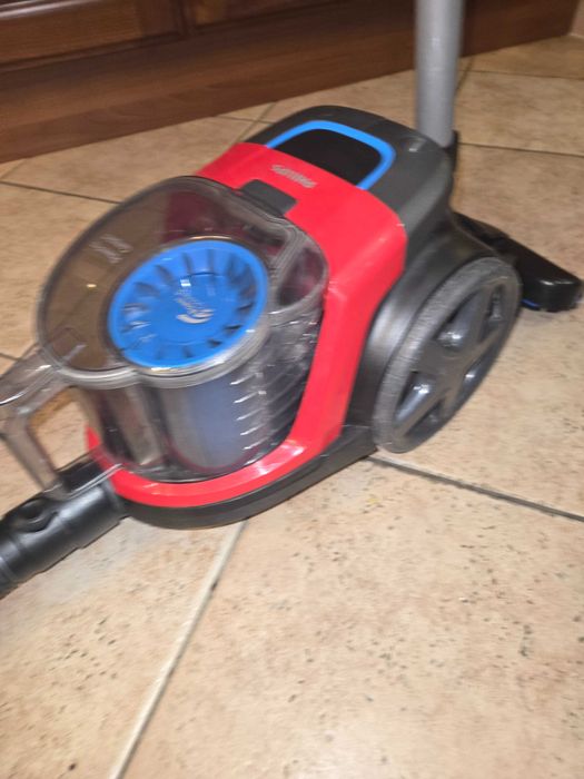 Прахосмукачка Phillips Power Pro compact 5