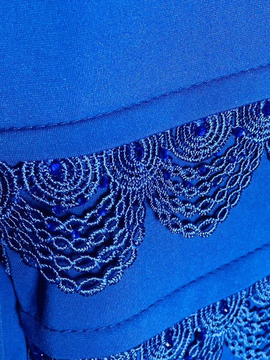 платье синего цвета