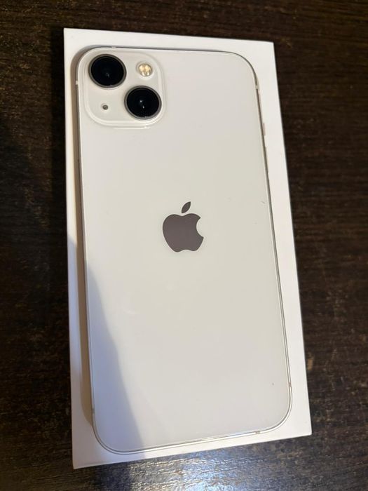 Айфон 13 256gb. Батарея 80%.