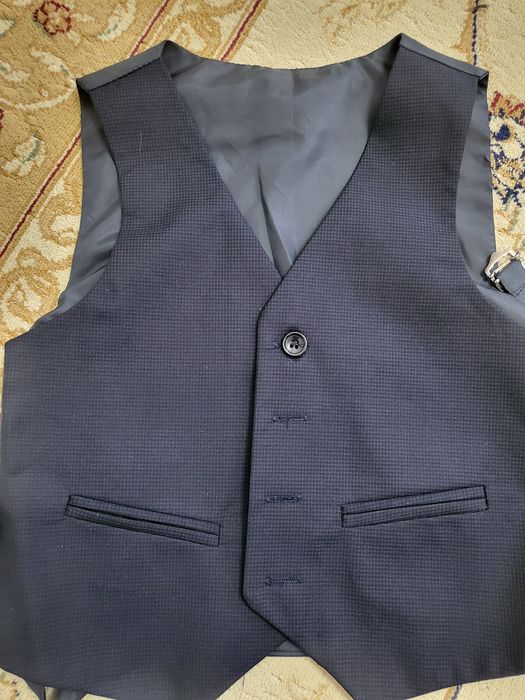 Школьный тройка костюм