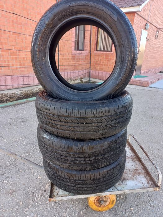 продам автощины 235×60×18;