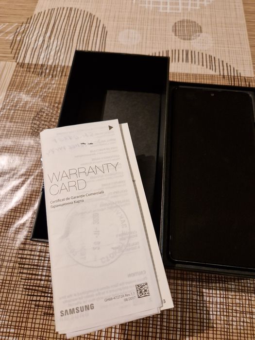 Телефон Samsung S10lite