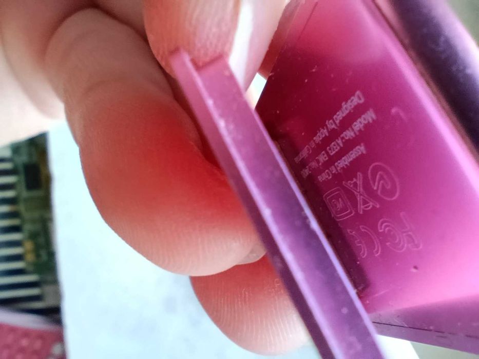 mp3 player apple rosu