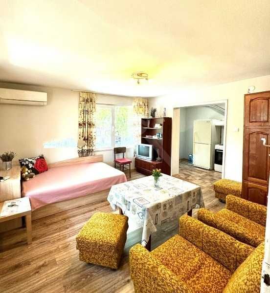 Продава се Къща в София, Хладилника - 160 кв.м за 1313 €/кв.м - Снимка #5