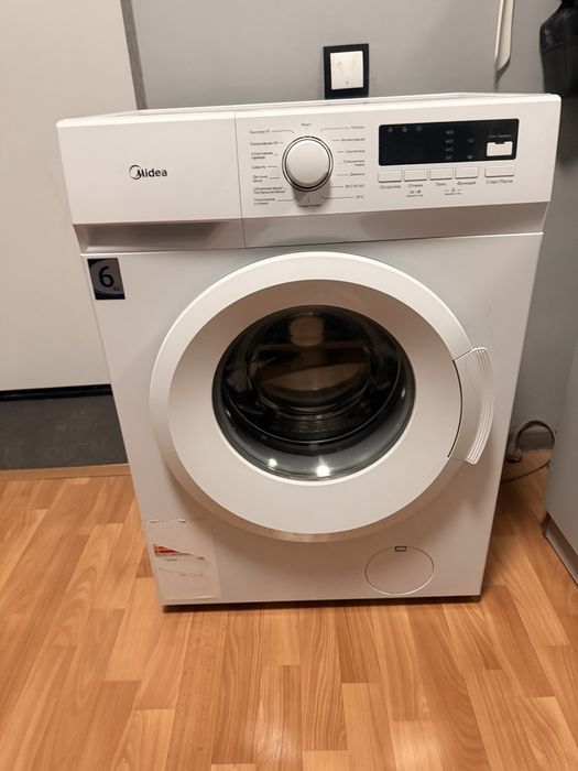 Продам стиральную машинку midea