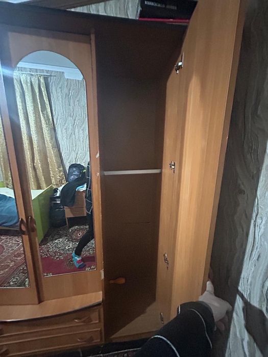 Шкаф отдам бесплатно