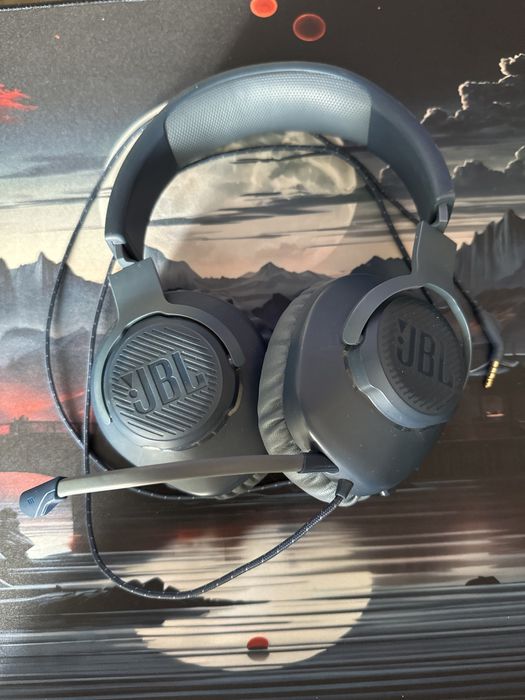 Наушники JBL Quantum 100