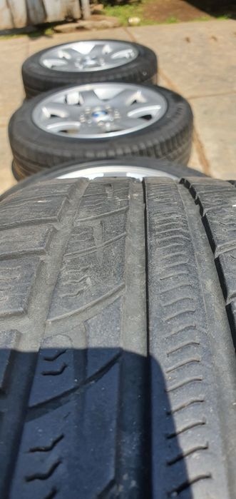 4 jante originale BMW style 45 + cauciucuri de iarnă