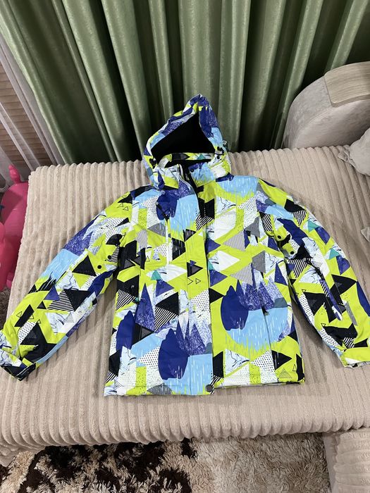 Горнолыжный костюм подростковый 152 и 158