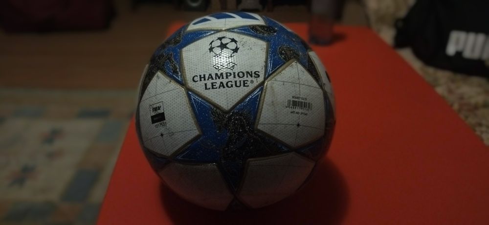 Minge adidas UCL League 25/26 dimensiunea 5