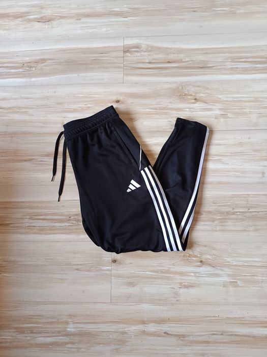 Оригинално мъжко долнище Adidas AeroReady