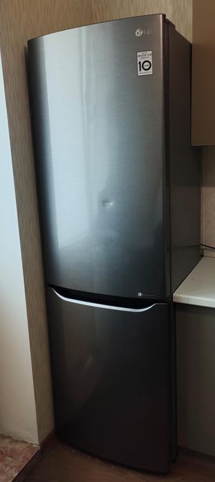 Холодильник LG. Smart inverter compressor.
