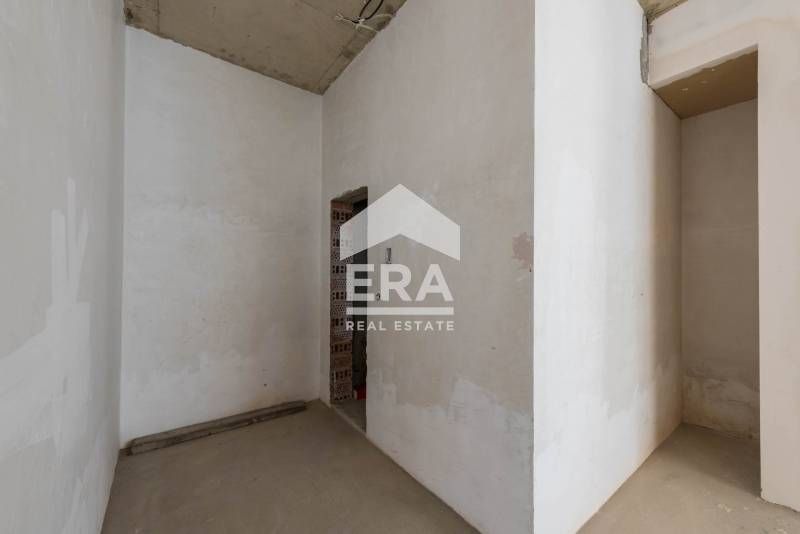 Продава се Офис в Варна, Бриз - 199 кв.м за 612 €/кв.м - Снимка #11