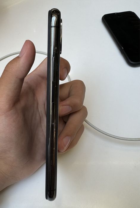 iPhone X 256 ГБ под восстановление