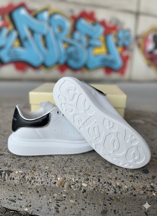 Alexander Mc Q u e e n Zip Full Box