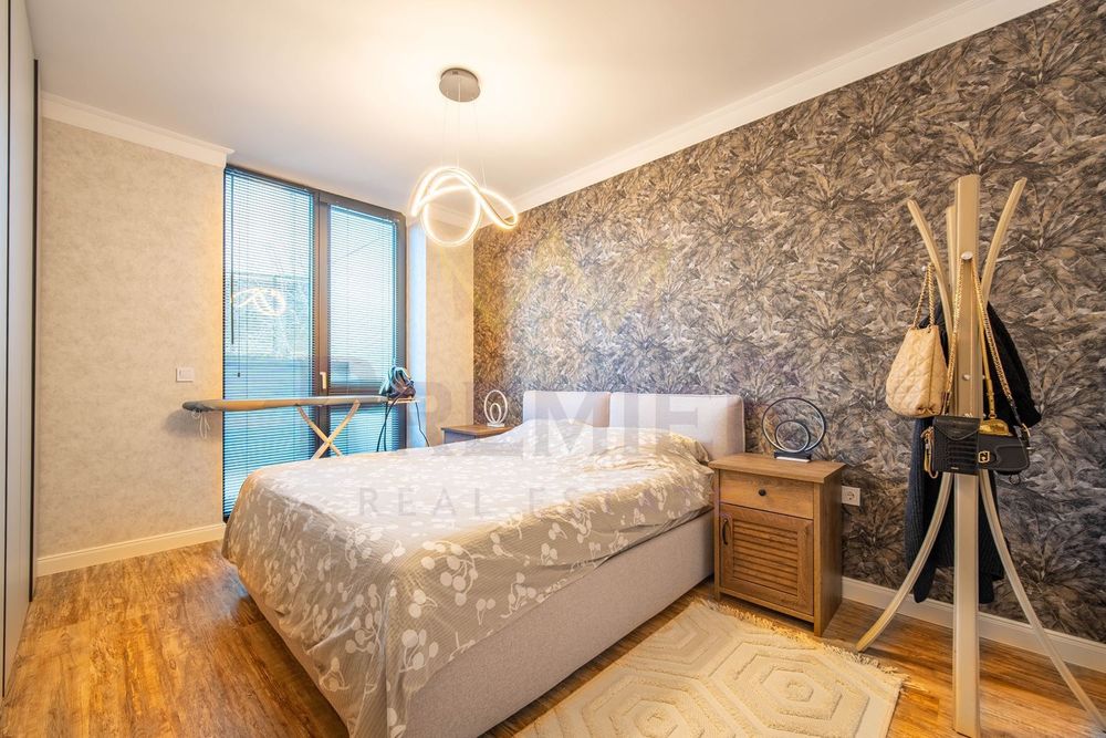 Продава се Тристаен апартамент в Варна, Чайка - 117 кв.м за 4231 €/кв.м - Снимка #8