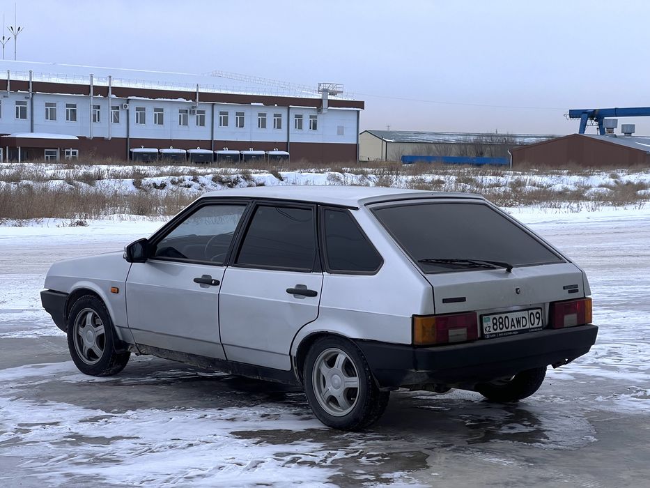 ВАЗ 2109  Инжектор 8кл