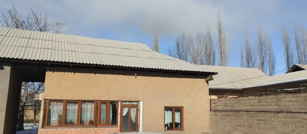 Ховли уй сотилади