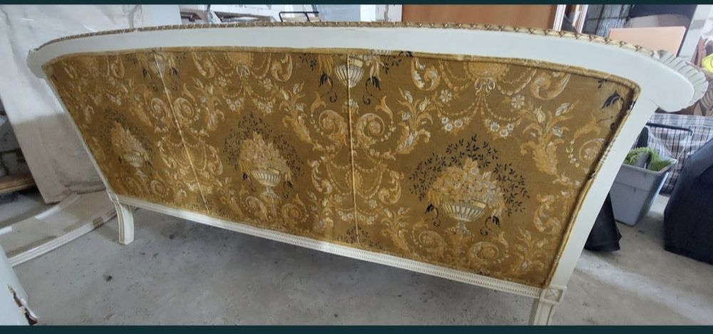 Мягкая мебель продам