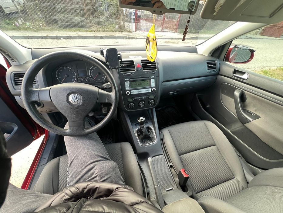 Golf 5- Volkswagen