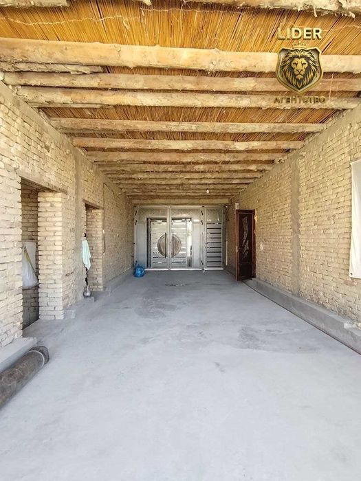 Продается Участок 6 соток 4 комнаты ор.р Утрор цена 70000 у.е.
