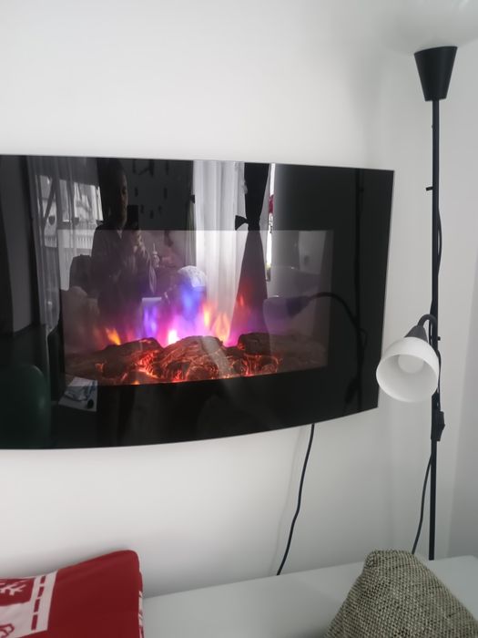 Șemineu electric programabil