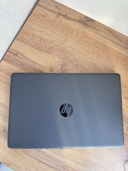 Ноутбук HP 255 g7