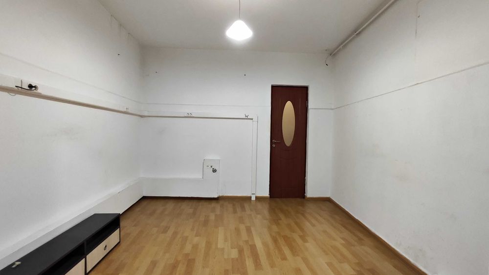Inchiriez vila in zona Piata Alba Iulia - Mall Vitan - Decebal. 185mp utili