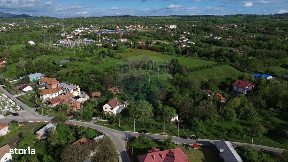 Teren de vânzare in Voinesti / Leresti înconjurat de natura