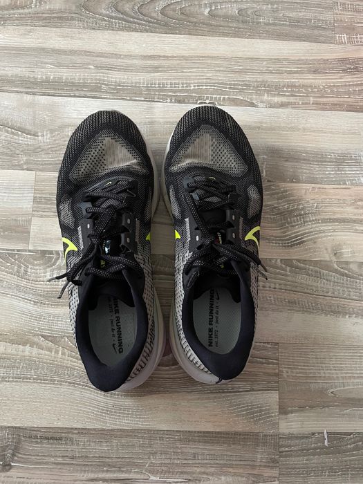 NIKE Vomero 17 номер - 43