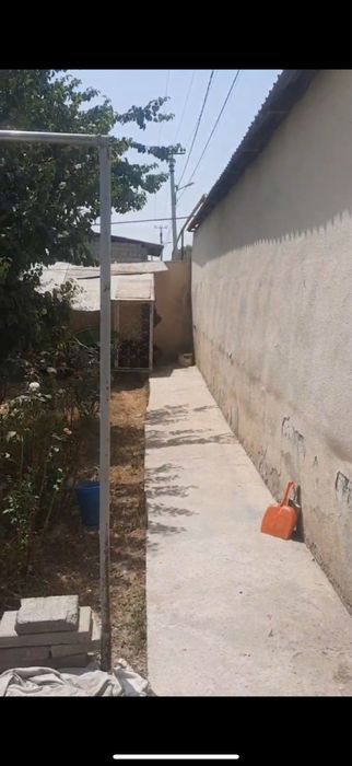 Uy sotiladi 7,5 sotix yo’l yuzida index yonida