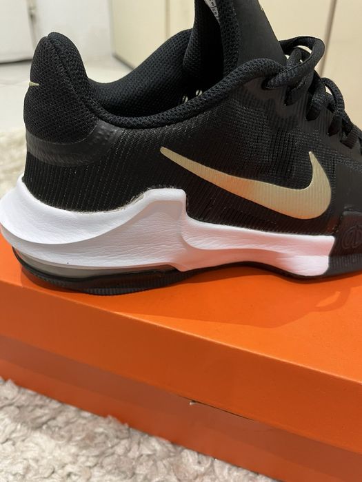 маратонки Nike air max