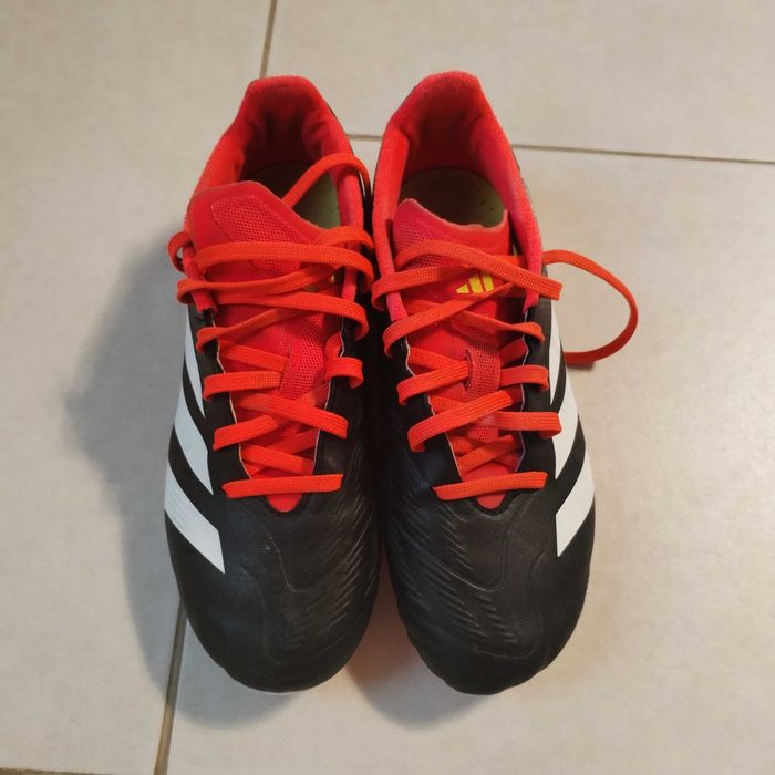 Бутонки за футбол adidas