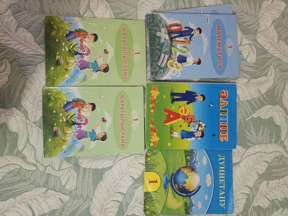 Продается книги в хорошем состоянии