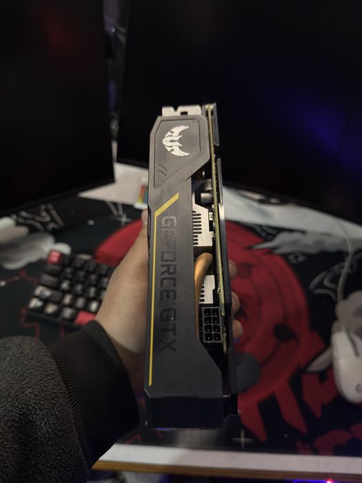 ASUS gtx 1660 TI