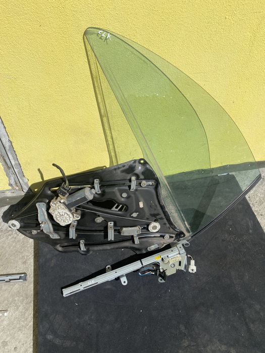 Macara Electrica Geam Dr Mercedes CLK W209 pret 400 lei