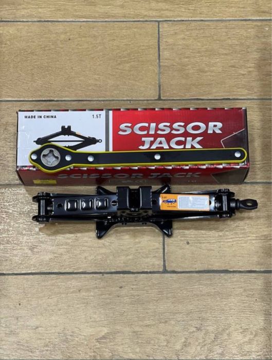 Домкрат унверсални