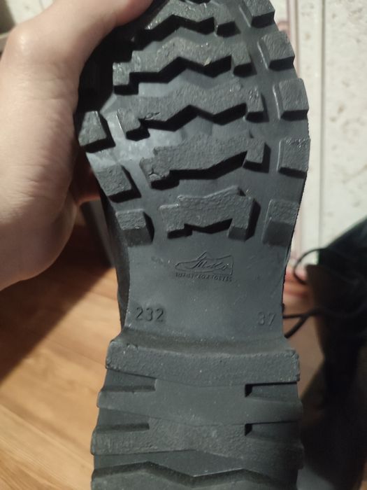 Продам берцы 36, 37. Новый