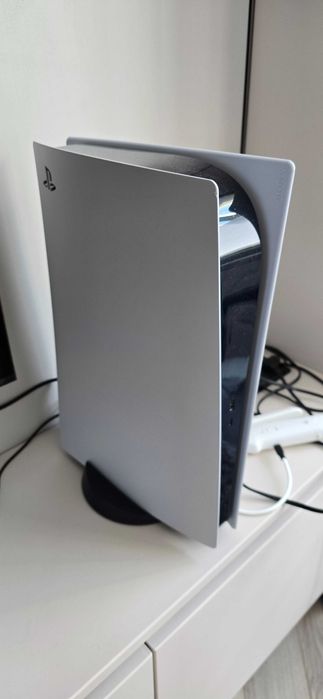 PlayStation 5 с дисководом