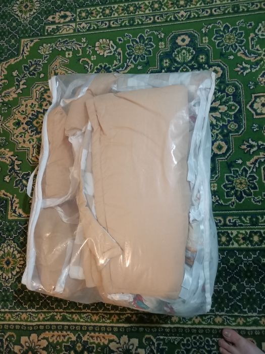 Бортики для детской кроватке.