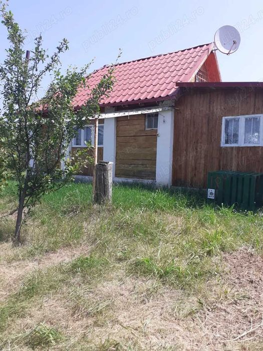 Casa si terenuri de vanzare in Judetul Arges, Comuna Cocu, Sat Crucisoara