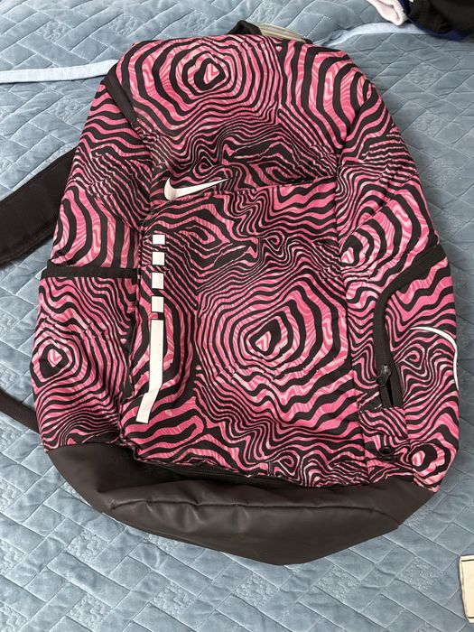 Продаю nike elite back оригинальный 100%