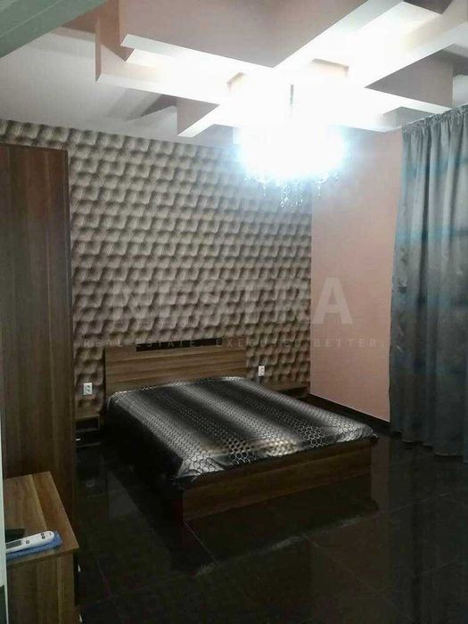 Продава се Тристаен апартамент в Сливен, Сини камъни - 120 кв.м за 1492 €/кв.м - Снимка #4