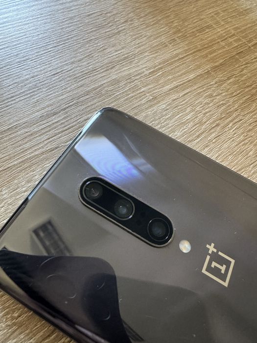 Продавам OnePlus 7 Pro