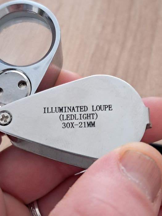 Продавам мъжки ръчен часовник Vacheron Constantin. Часовникът е със ст