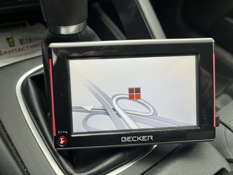 Продава навигация Becker